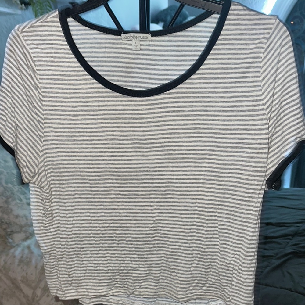 Charlotte Russe White and Gray Fitted Short Sleeve T-Shirt